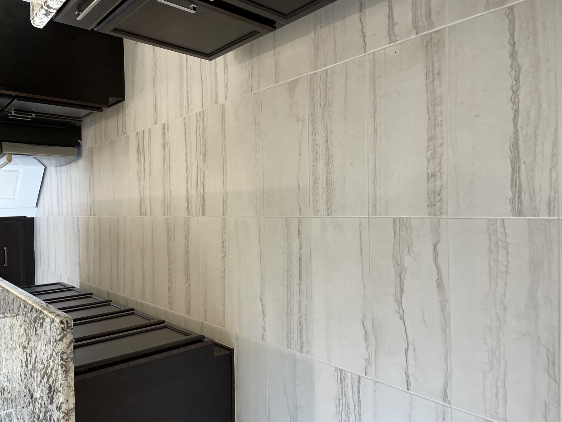 Porcelain tile & grout clean — after