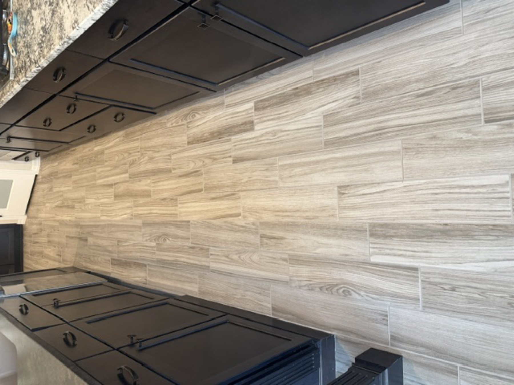 Wood-look plank floor (2) — after